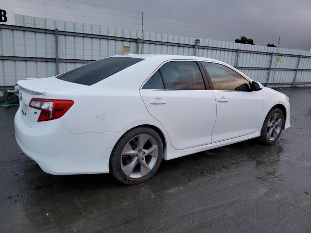 Photo 2 VIN: 4T1BK1FK0CU507717 - TOYOTA CAMRY 