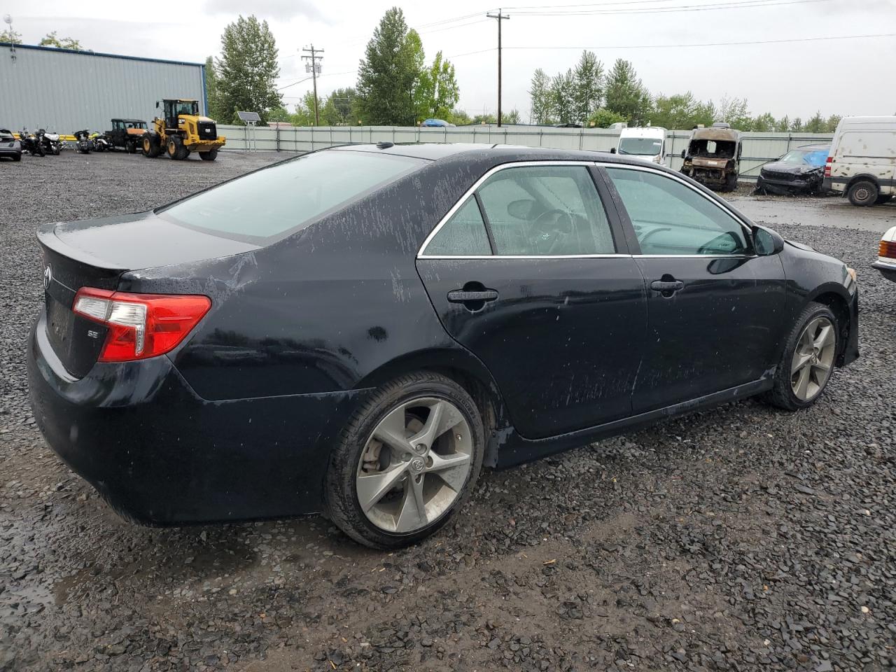 Photo 2 VIN: 4T1BK1FK0DU020633 - TOYOTA CAMRY SE 