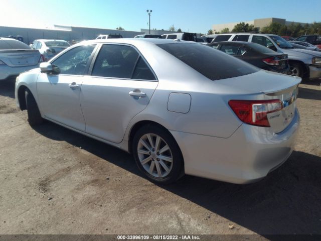 Photo 2 VIN: 4T1BK1FK0DU021409 - TOYOTA CAMRY 