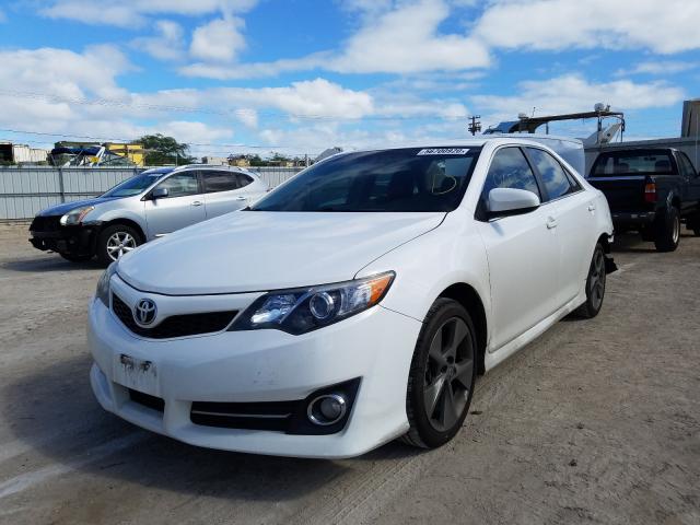 Photo 1 VIN: 4T1BK1FK0DU526365 - TOYOTA CAMRY SE 