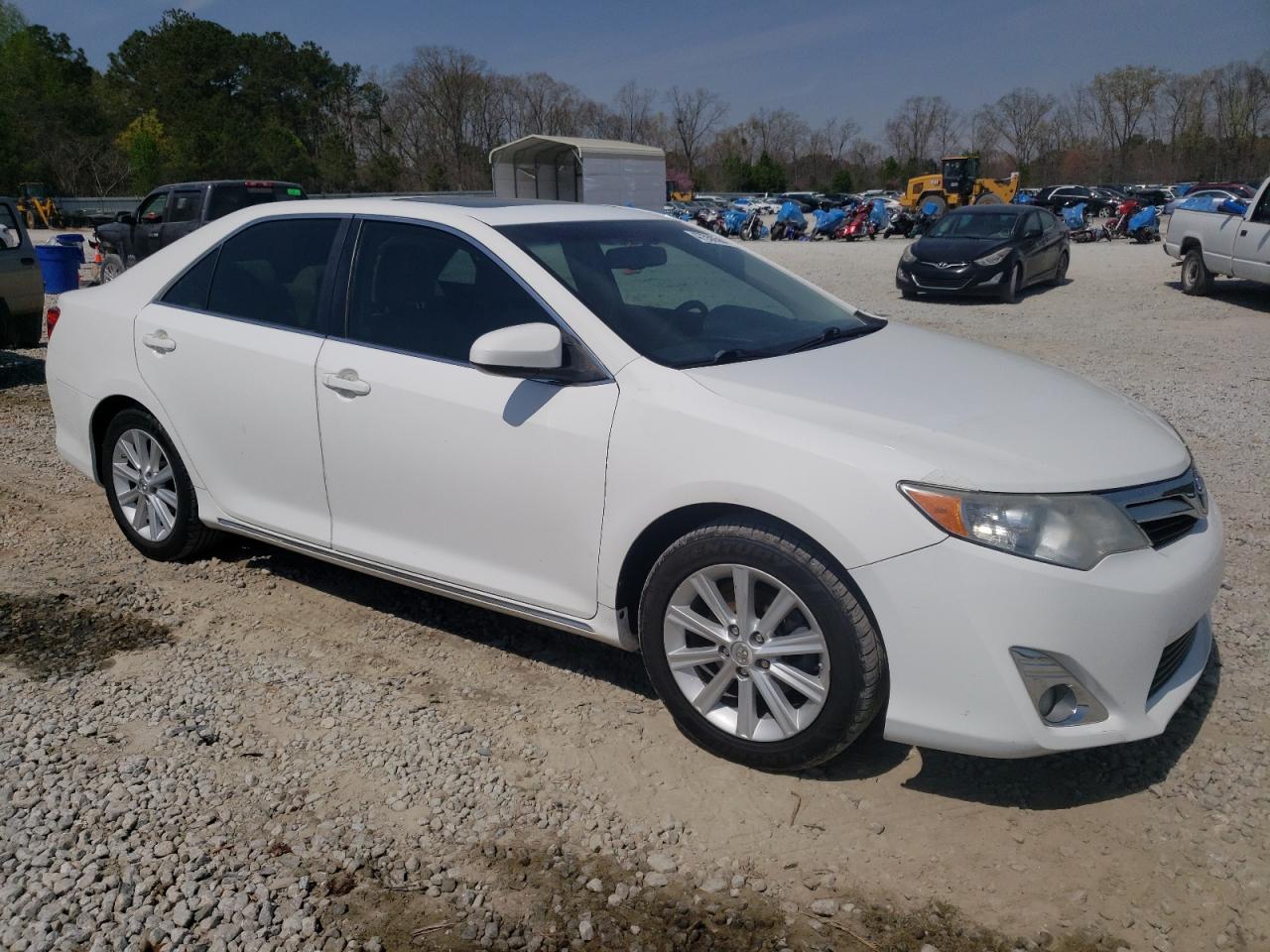 Photo 3 VIN: 4T1BK1FK0DU530318 - TOYOTA CAMRY 