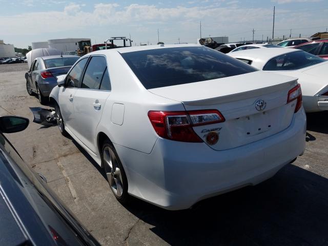 Photo 2 VIN: 4T1BK1FK0DU533302 - TOYOTA CAMRY SE 