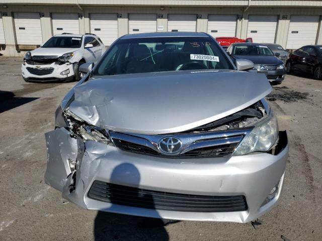 Photo 4 VIN: 4T1BK1FK0DU533428 - TOYOTA CAMRY SE 