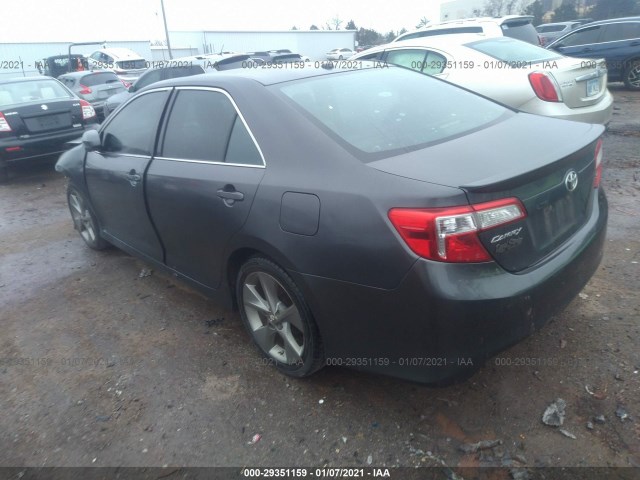 Photo 2 VIN: 4T1BK1FK1CU010742 - TOYOTA CAMRY 