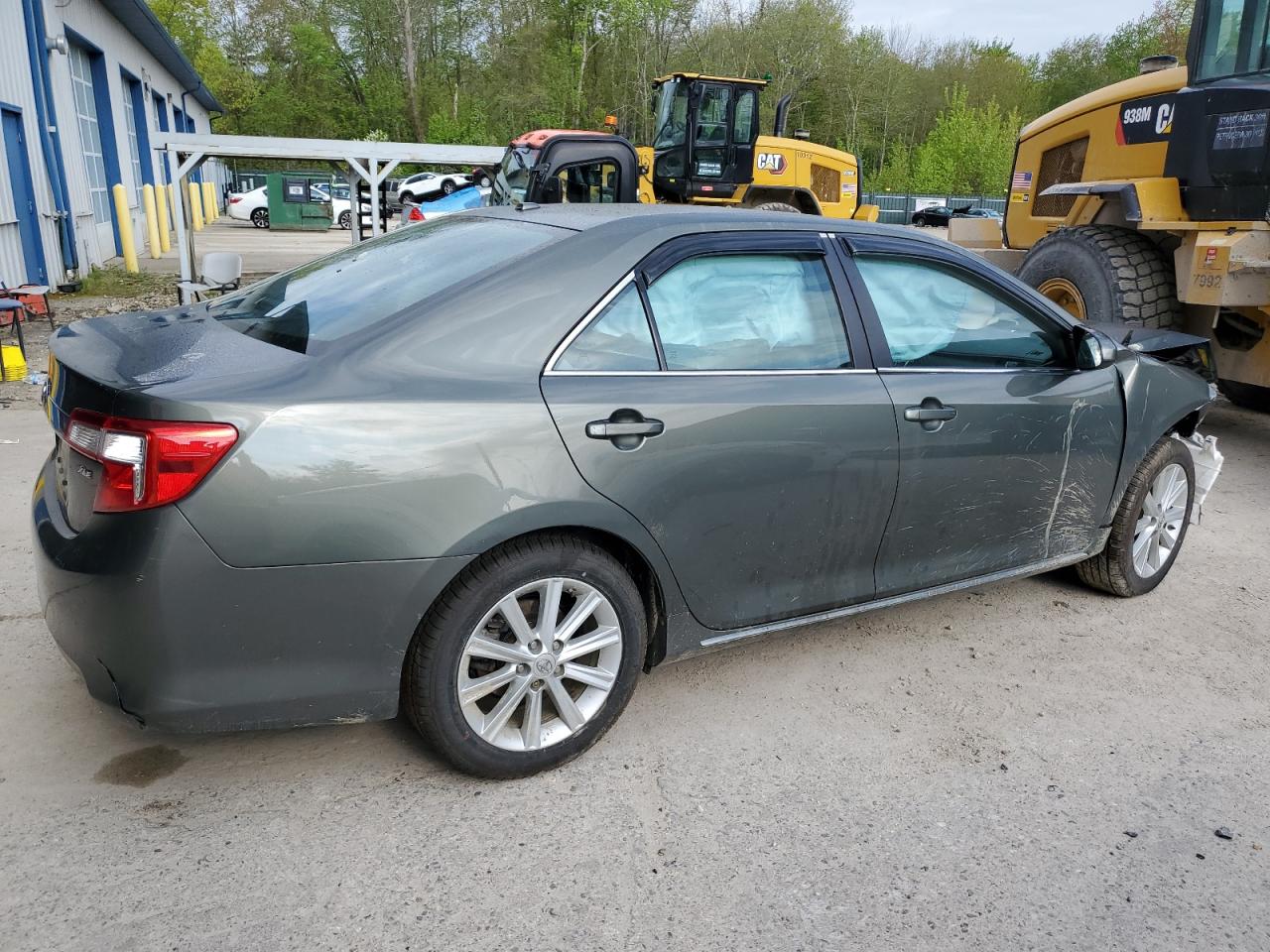 Photo 2 VIN: 4T1BK1FK1CU515907 - TOYOTA CAMRY 