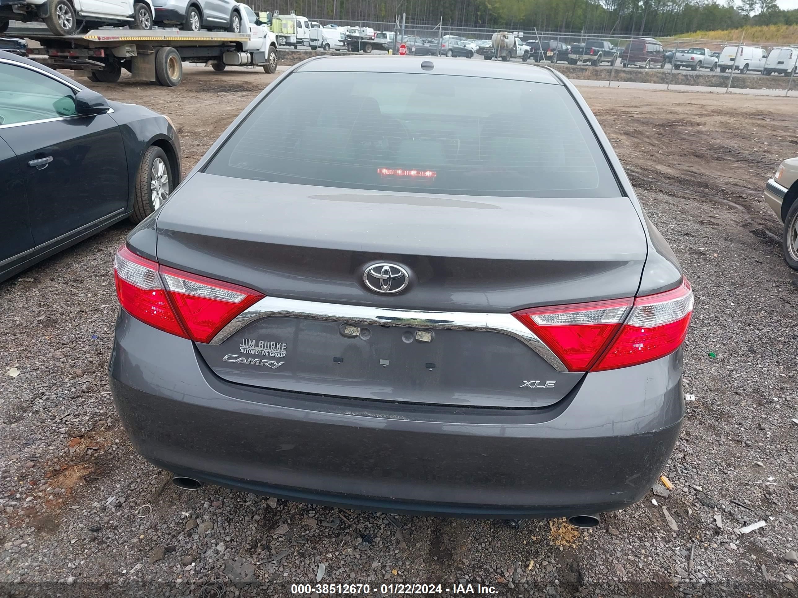 Photo 15 VIN: 4T1BK1FK1FU027805 - TOYOTA CAMRY 