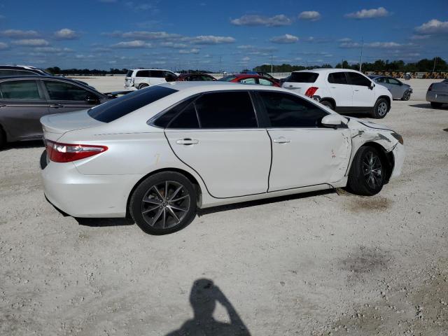 Photo 2 VIN: 4T1BK1FK1FU562715 - TOYOTA CAMRY XSE 