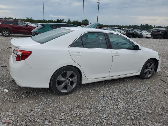 Photo 2 VIN: 4T1BK1FK2CU517486 - TOYOTA CAMRY SE 