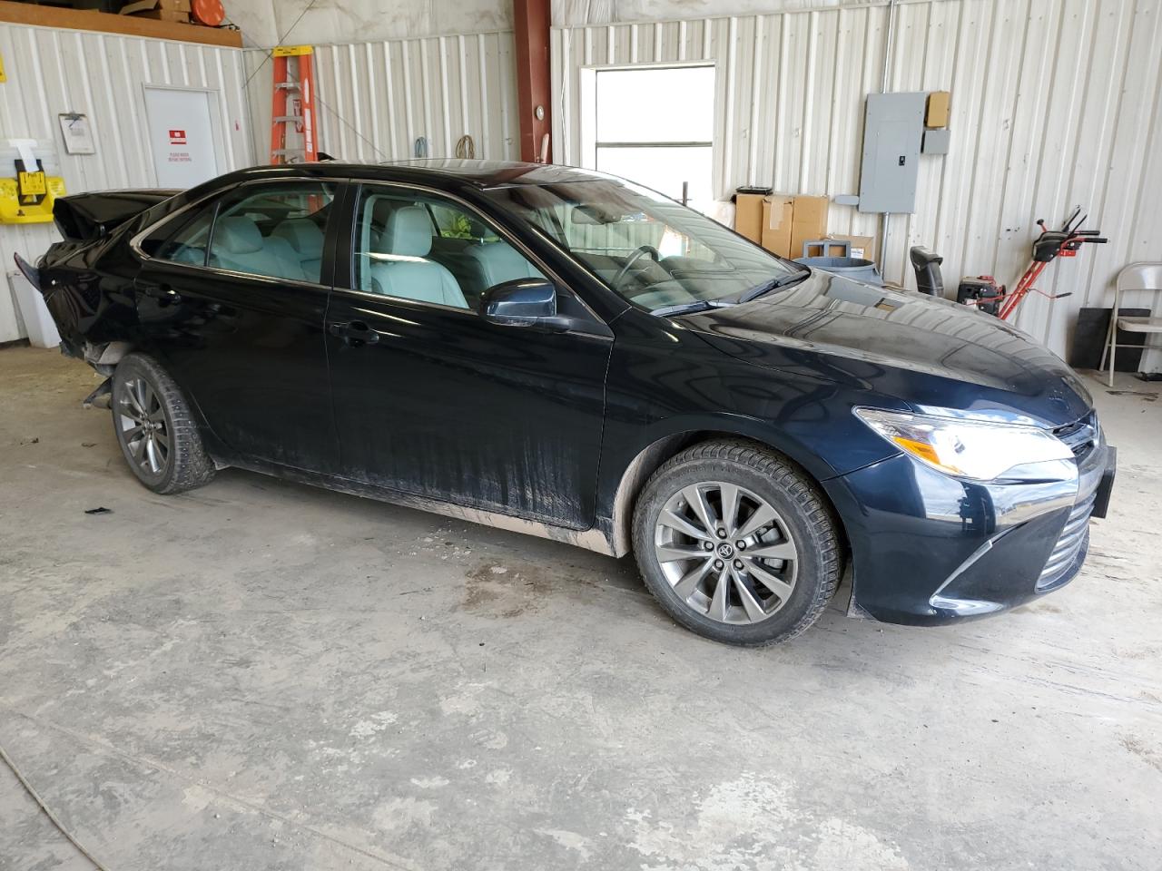 Photo 3 VIN: 4T1BK1FK2HU585388 - TOYOTA CAMRY 