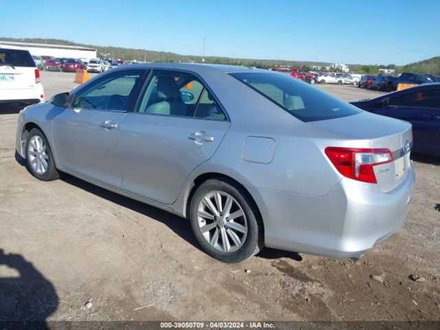 Photo 2 VIN: 4T1BK1FK3DU533066 - TOYOTA CAMRY 