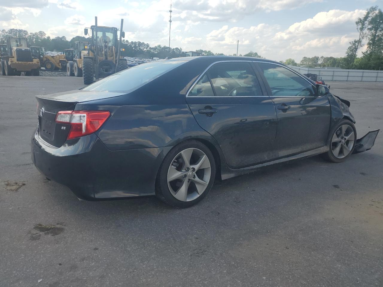 Photo 2 VIN: 4T1BK1FK3EU550712 - TOYOTA CAMRY 