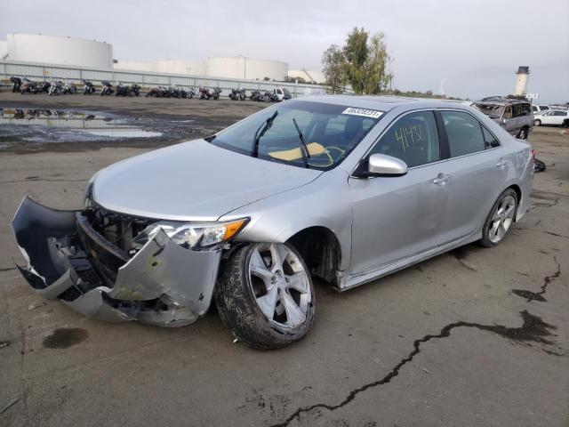 Photo 1 VIN: 4T1BK1FK4CU008113 - TOYOTA CAMRY SE 