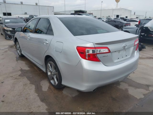 Photo 2 VIN: 4T1BK1FK4CU009195 - TOYOTA CAMRY 