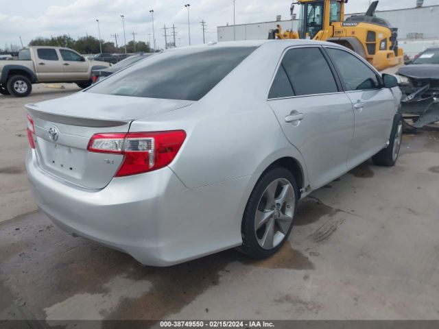 Photo 3 VIN: 4T1BK1FK4CU009195 - TOYOTA CAMRY 