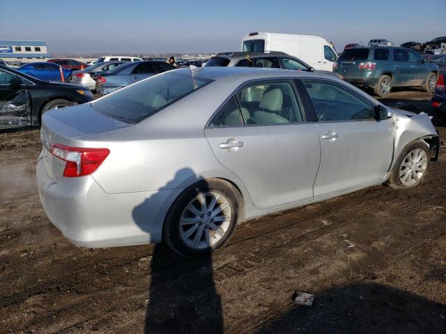 Photo 2 VIN: 4T1BK1FK4CU520809 - TOYOTA CAMRY SE 