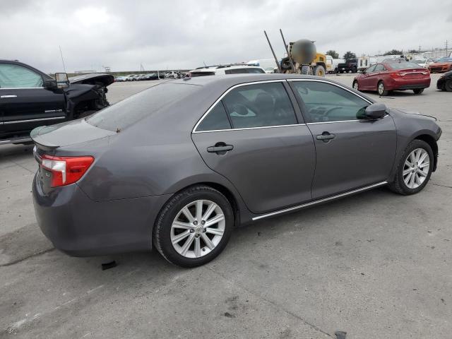 Photo 2 VIN: 4T1BK1FK4DU022319 - TOYOTA CAMRY SE 