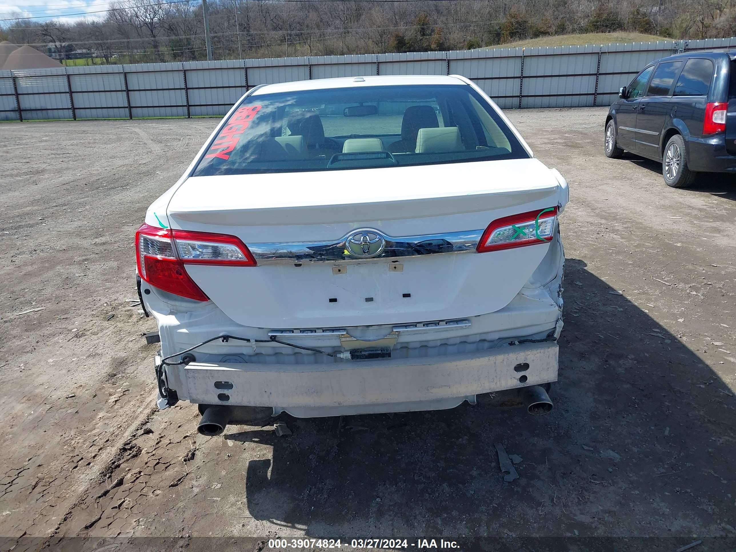 Photo 15 VIN: 4T1BK1FK4EU546474 - TOYOTA CAMRY 