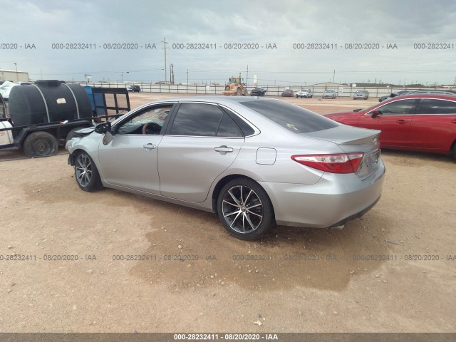 Photo 2 VIN: 4T1BK1FK4HU579933 - TOYOTA CAMRY 