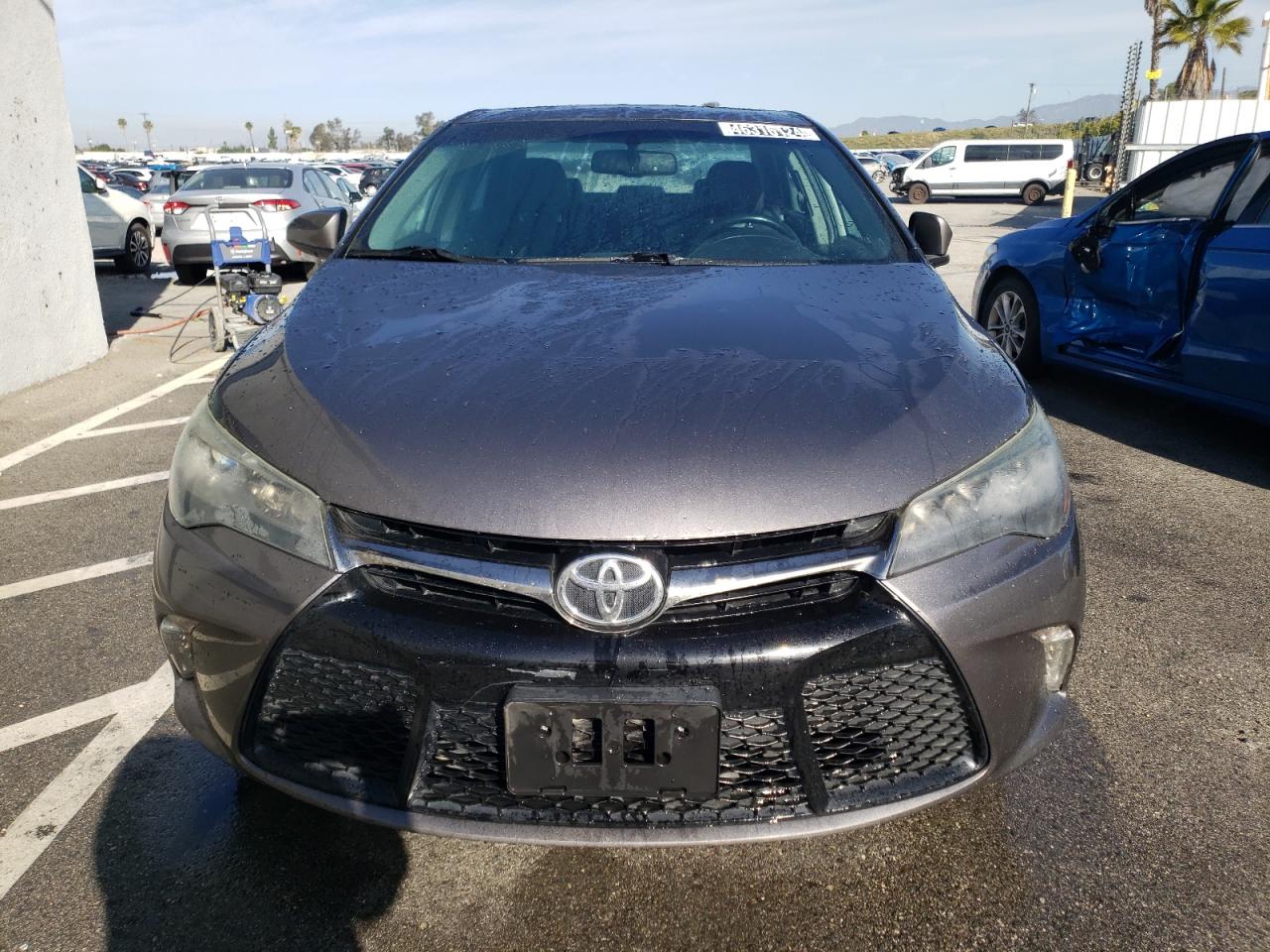 Photo 4 VIN: 4T1BK1FK4HU581231 - TOYOTA CAMRY 