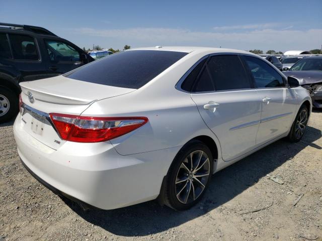 Photo 2 VIN: 4T1BK1FK4HU582928 - TOYOTA CAMRY XSE 