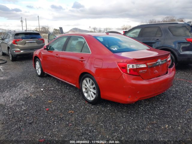 Photo 2 VIN: 4T1BK1FK5CU524674 - TOYOTA CAMRY 