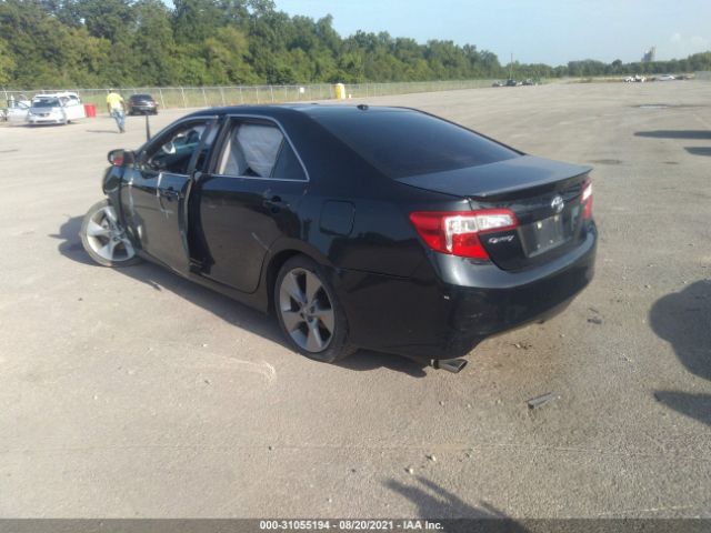 Photo 2 VIN: 4T1BK1FK5DU021969 - TOYOTA CAMRY 