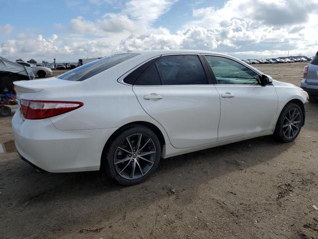 Photo 2 VIN: 4T1BK1FK5FU560174 - TOYOTA CAMRY 