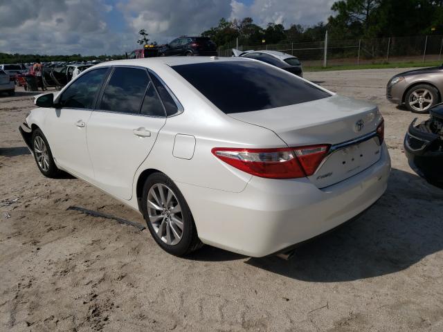 Photo 2 VIN: 4T1BK1FK5GU031082 - TOYOTA CAMRY XSE 