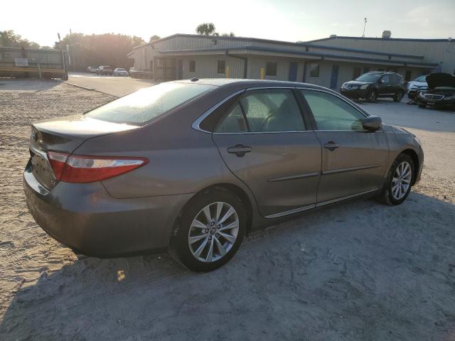 Photo 2 VIN: 4T1BK1FK5HU581416 - TOYOTA CAMRY XSE 