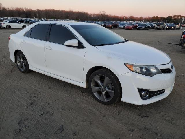 Photo 3 VIN: 4T1BK1FK6CU013247 - TOYOTA CAMRY SE 