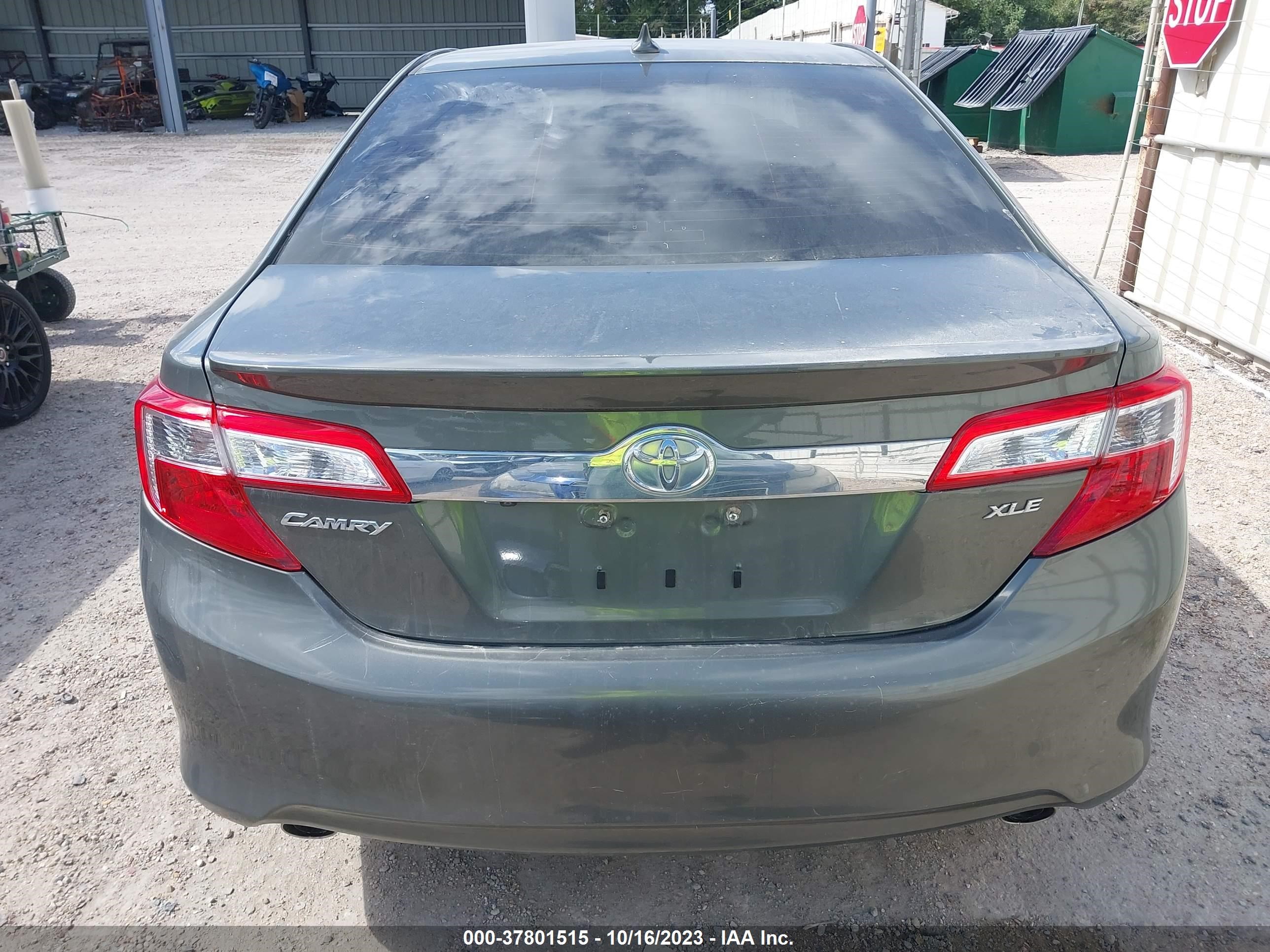 Photo 16 VIN: 4T1BK1FK6CU509679 - TOYOTA CAMRY 