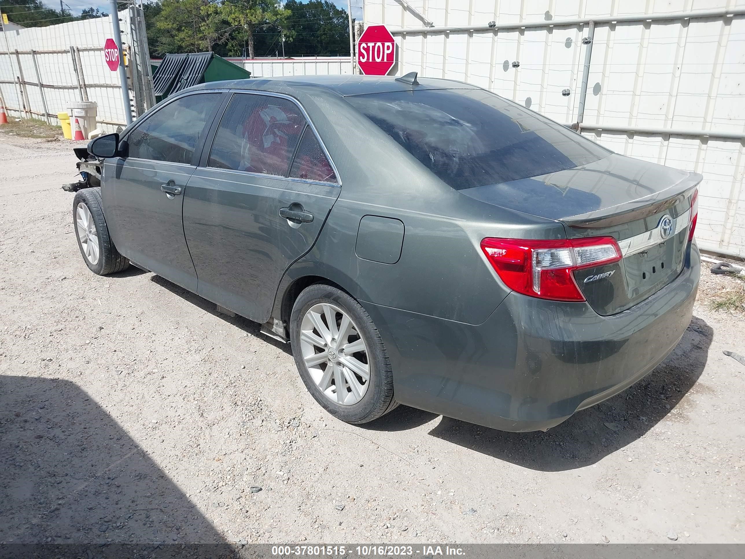 Photo 2 VIN: 4T1BK1FK6CU509679 - TOYOTA CAMRY 