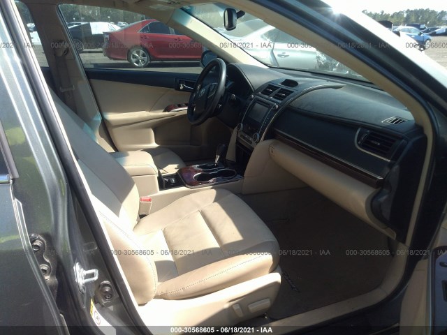 Photo 4 VIN: 4T1BK1FK6CU520231 - TOYOTA CAMRY 