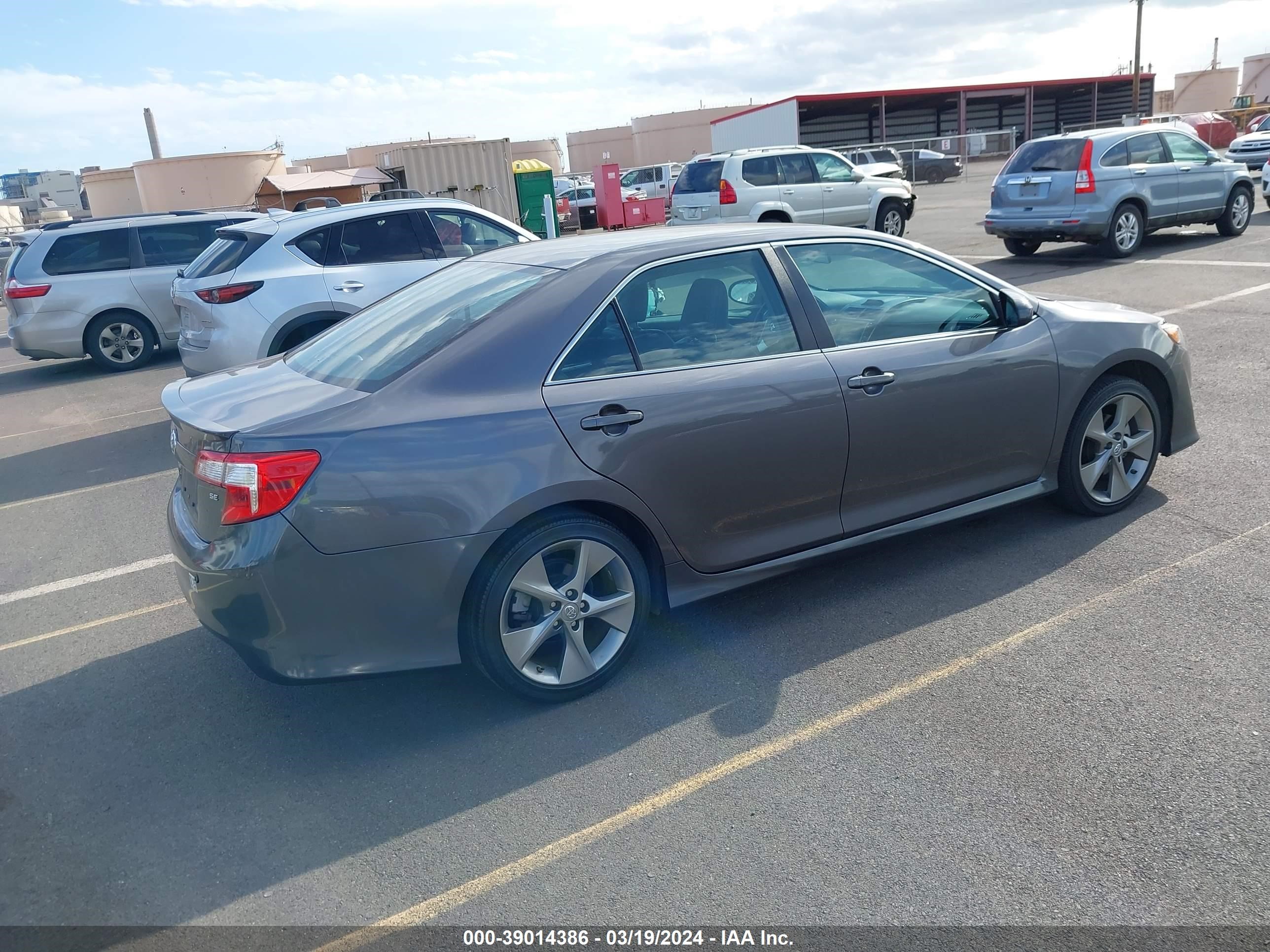 Photo 3 VIN: 4T1BK1FK6EU024624 - TOYOTA CAMRY 