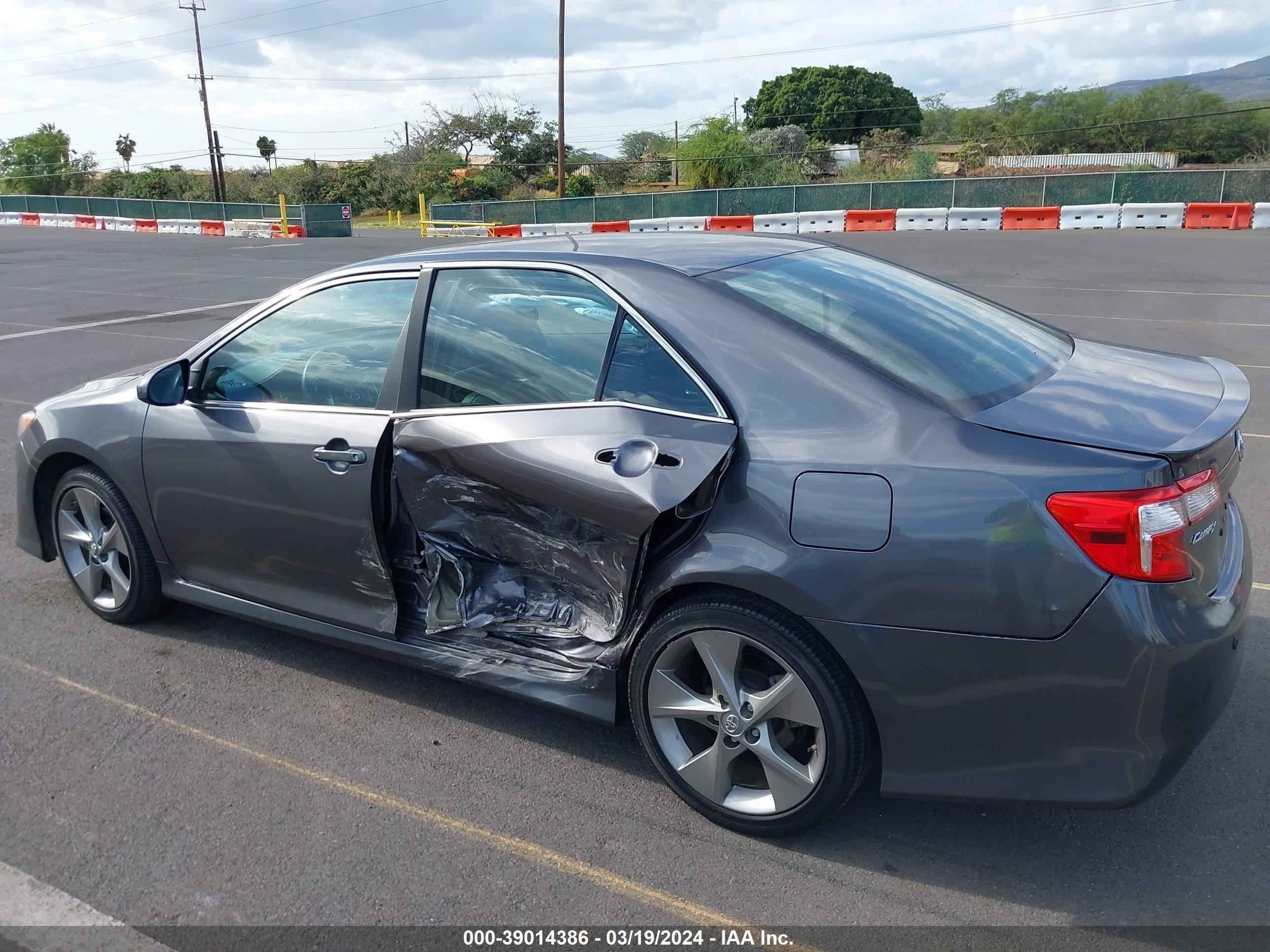 Photo 5 VIN: 4T1BK1FK6EU024624 - TOYOTA CAMRY 