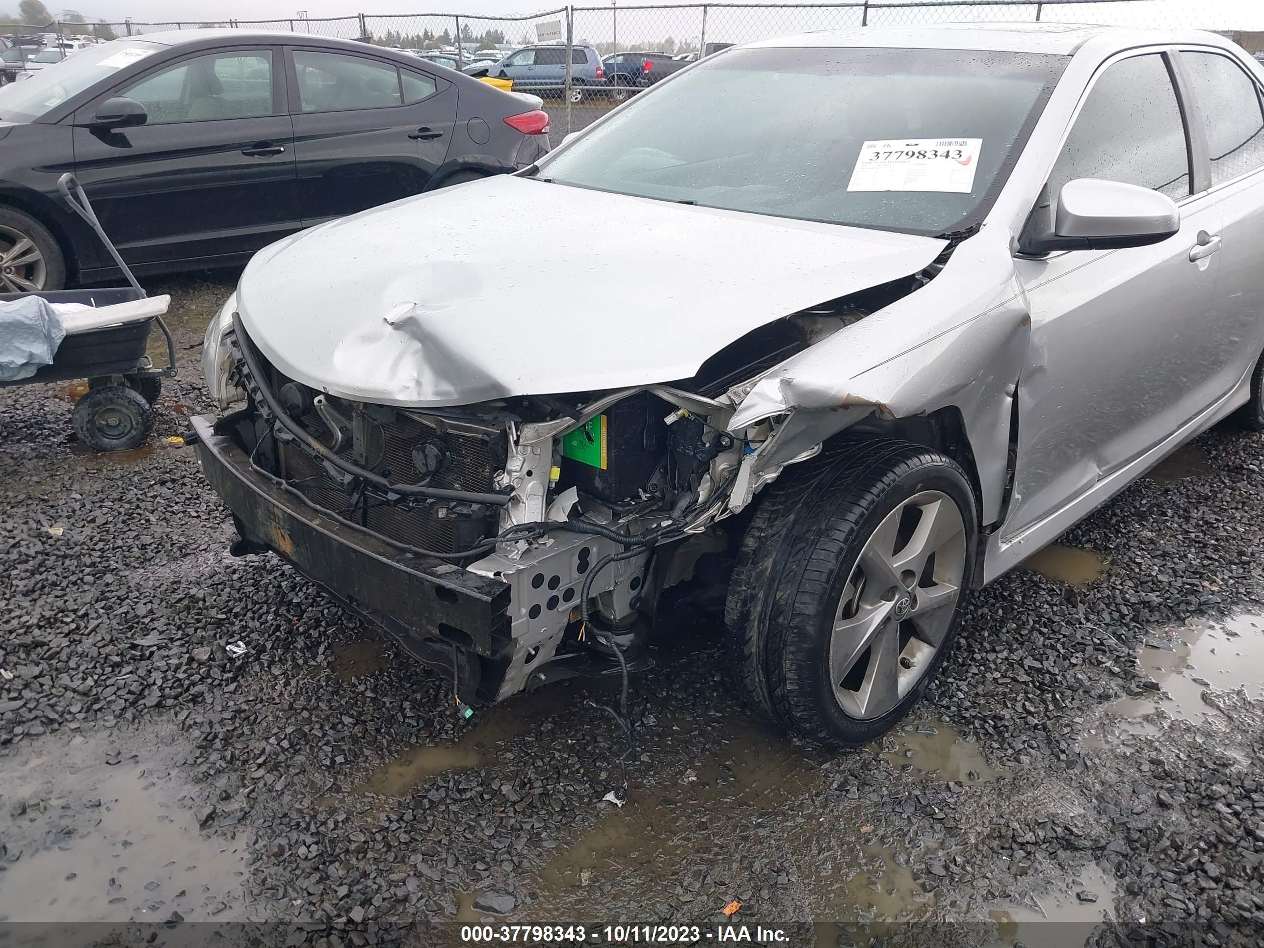 Photo 5 VIN: 4T1BK1FK7CU005559 - TOYOTA CAMRY 