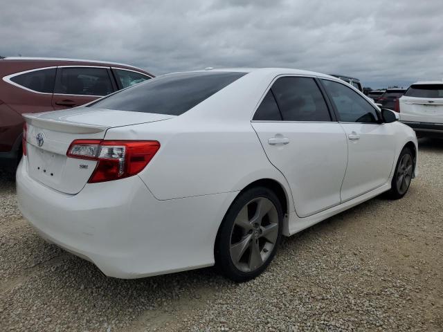 Photo 2 VIN: 4T1BK1FK7CU513353 - TOYOTA CAMRY SE 