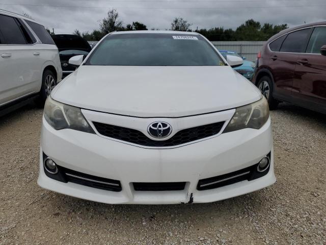 Photo 4 VIN: 4T1BK1FK7CU513353 - TOYOTA CAMRY SE 