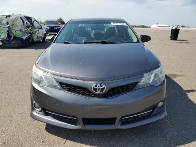 Photo 4 VIN: 4T1BK1FK7DU531627 - TOYOTA CAMRY SE 