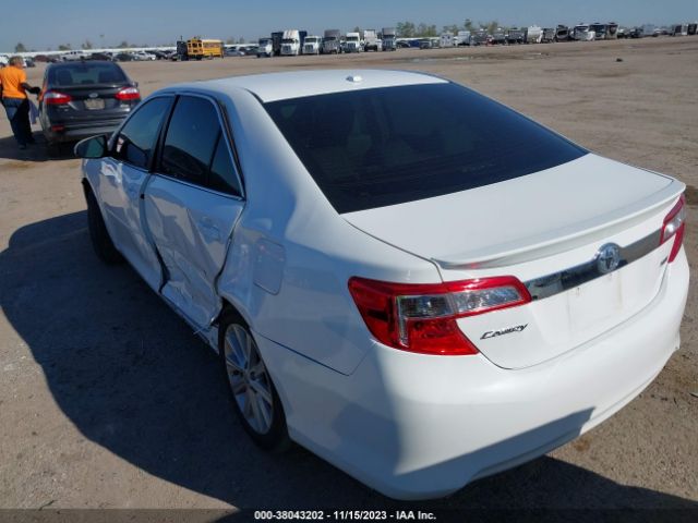 Photo 2 VIN: 4T1BK1FK7EU551961 - TOYOTA CAMRY 