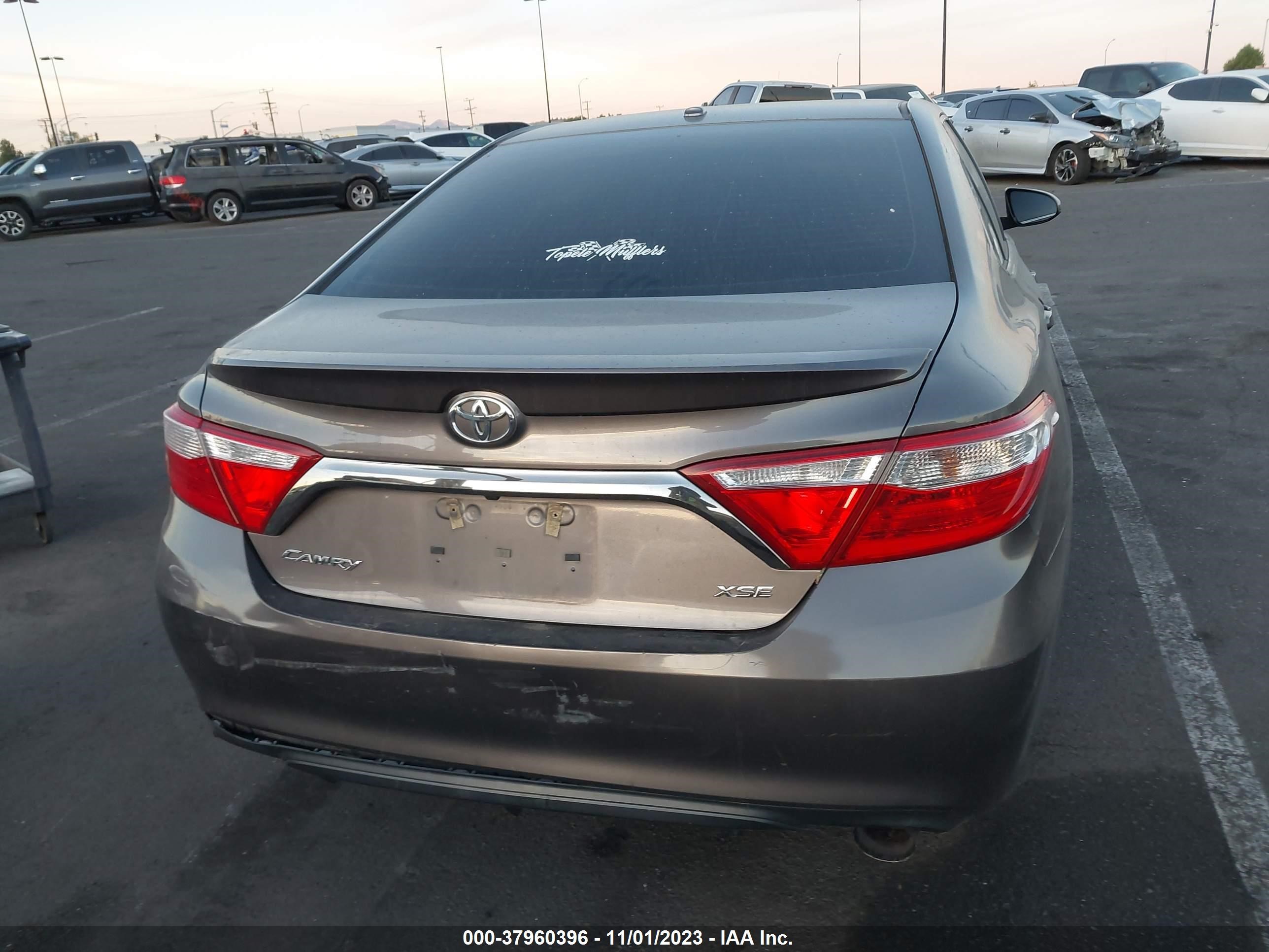 Photo 16 VIN: 4T1BK1FK7GU576362 - TOYOTA CAMRY 