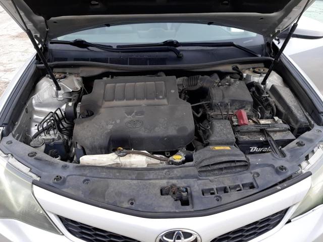 Photo 10 VIN: 4T1BK1FK8DU527862 - TOYOTA CAMRY SE 