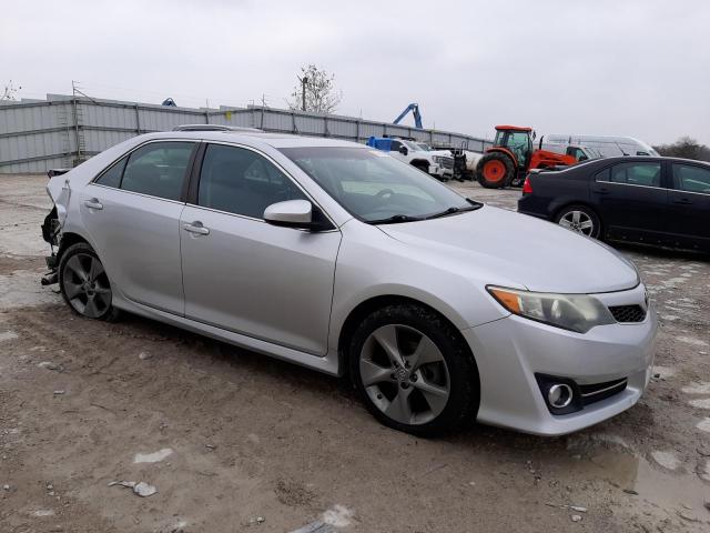 Photo 3 VIN: 4T1BK1FK8DU527862 - TOYOTA CAMRY SE 