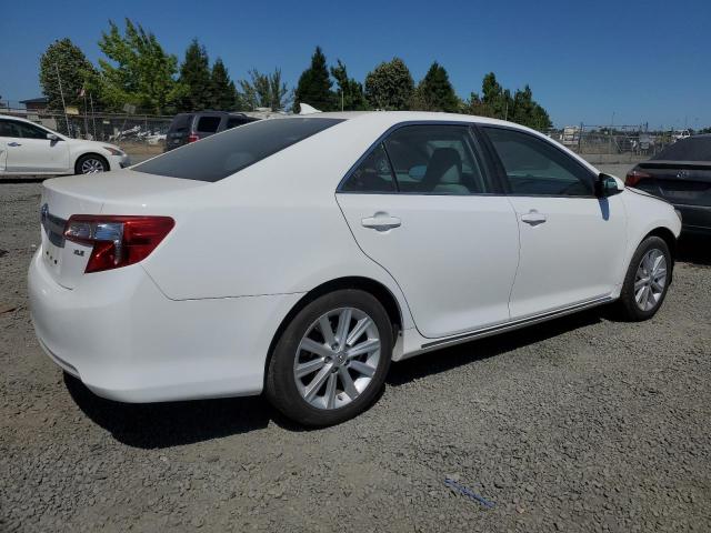 Photo 2 VIN: 4T1BK1FK8DU533872 - TOYOTA CAMRY SE 