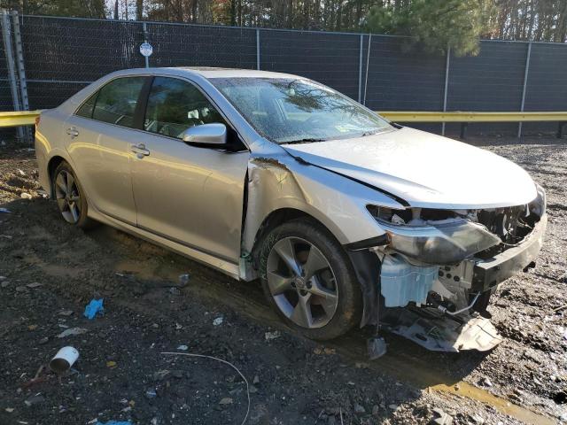 Photo 3 VIN: 4T1BK1FK9CU005806 - TOYOTA CAMRY 