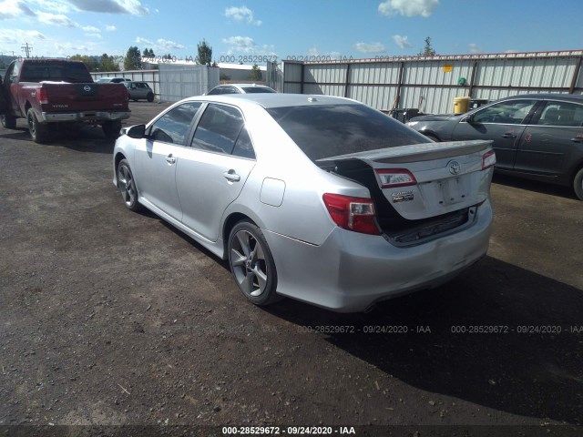 Photo 2 VIN: 4T1BK1FK9CU517338 - TOYOTA CAMRY 