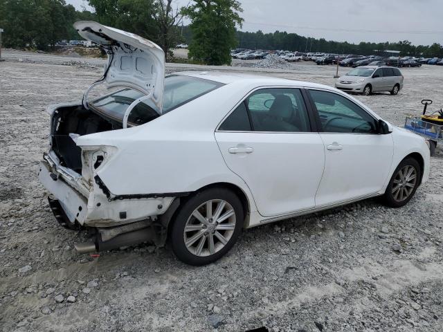 Photo 2 VIN: 4T1BK1FK9DU023157 - TOYOTA CAMRY SE 