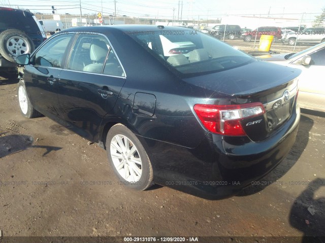 Photo 2 VIN: 4T1BK1FK9DU530009 - TOYOTA CAMRY 