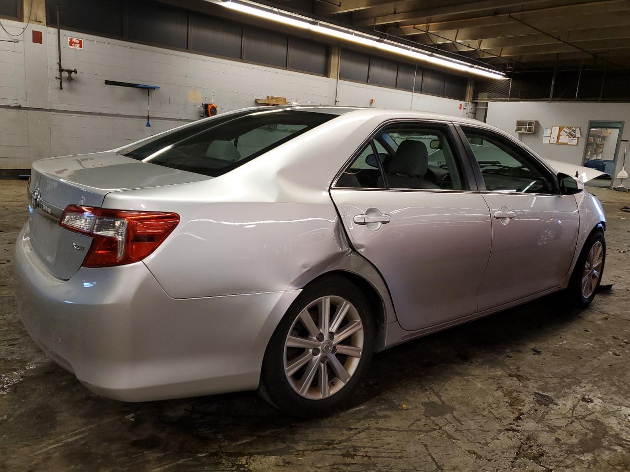 Photo 2 VIN: 4T1BK1FK9EU545126 - TOYOTA CAMRY 