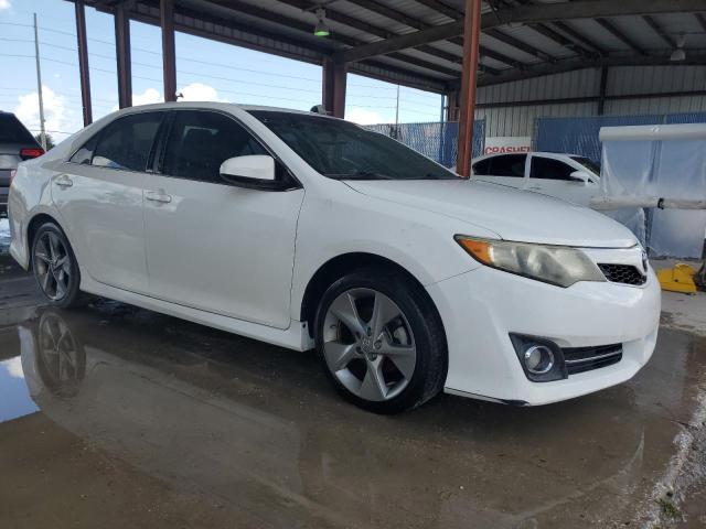 Photo 3 VIN: 4T1BK1FK9EU545532 - TOYOTA CAMRY SE 